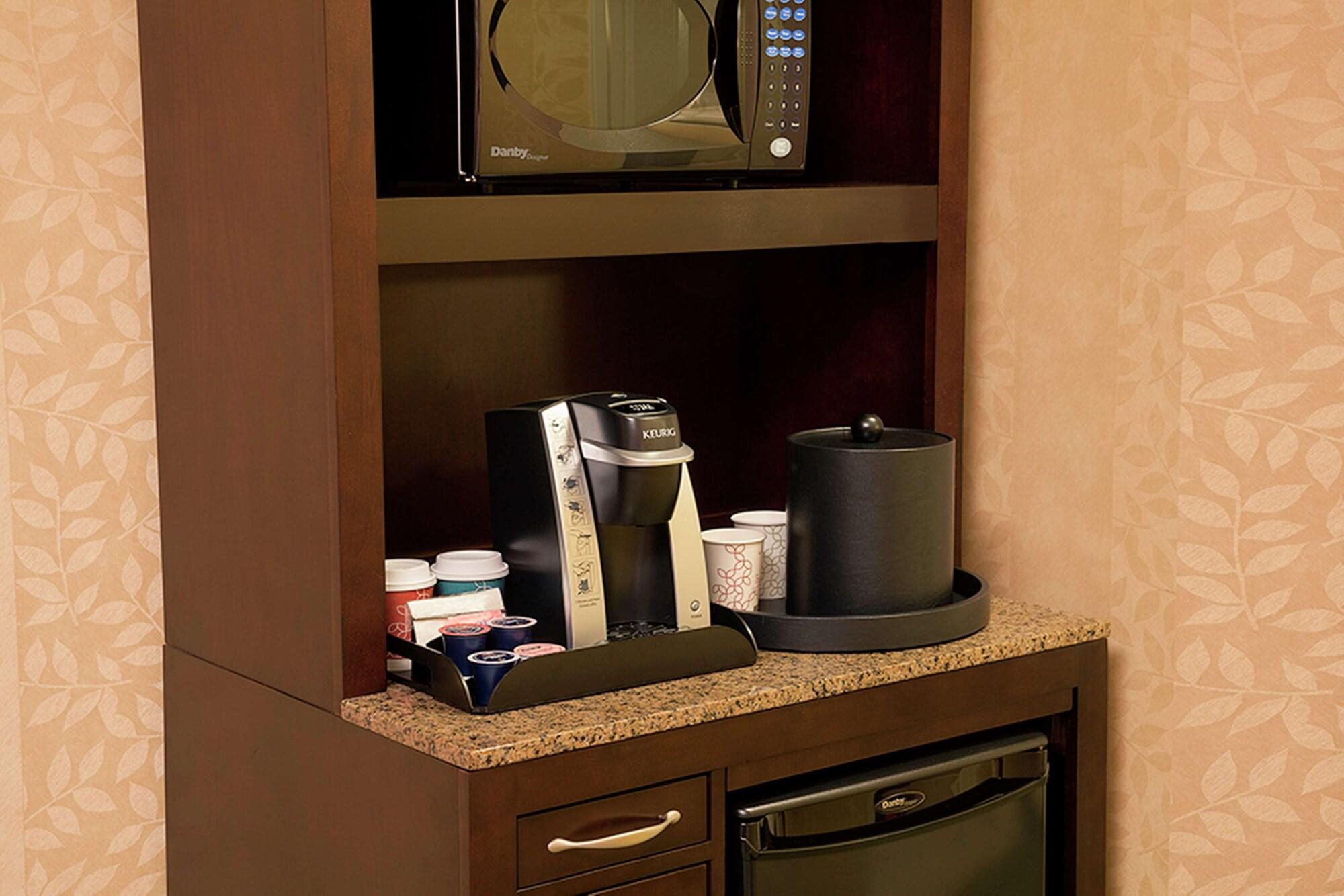 Revery Toronto Downtown, Curio Collection By Hilton Exterior photo