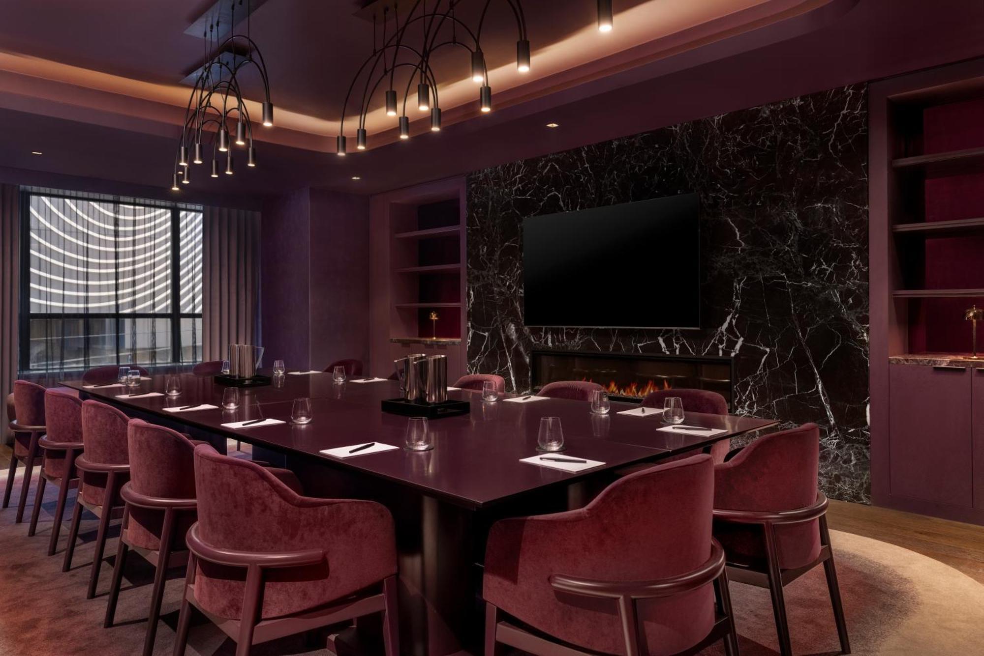 Revery Toronto Downtown, Curio Collection By Hilton Exterior photo