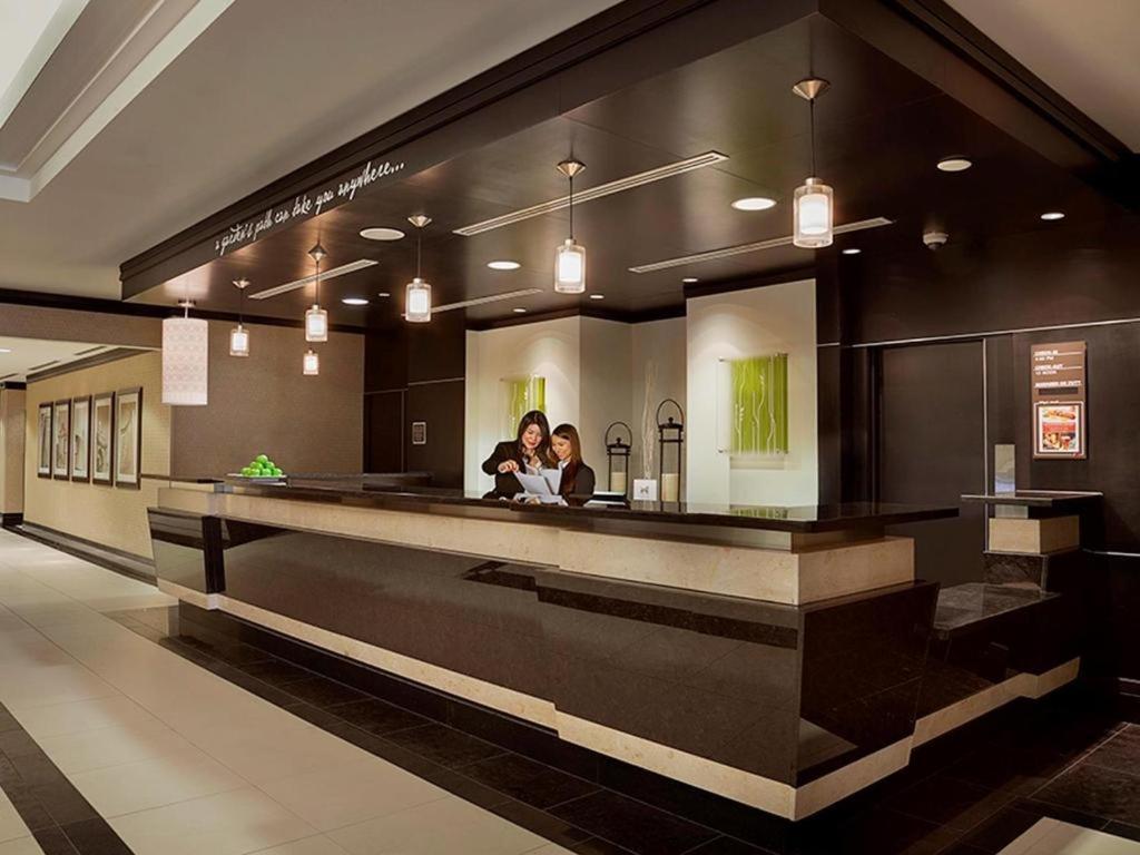 Revery Toronto Downtown, Curio Collection By Hilton Exterior photo