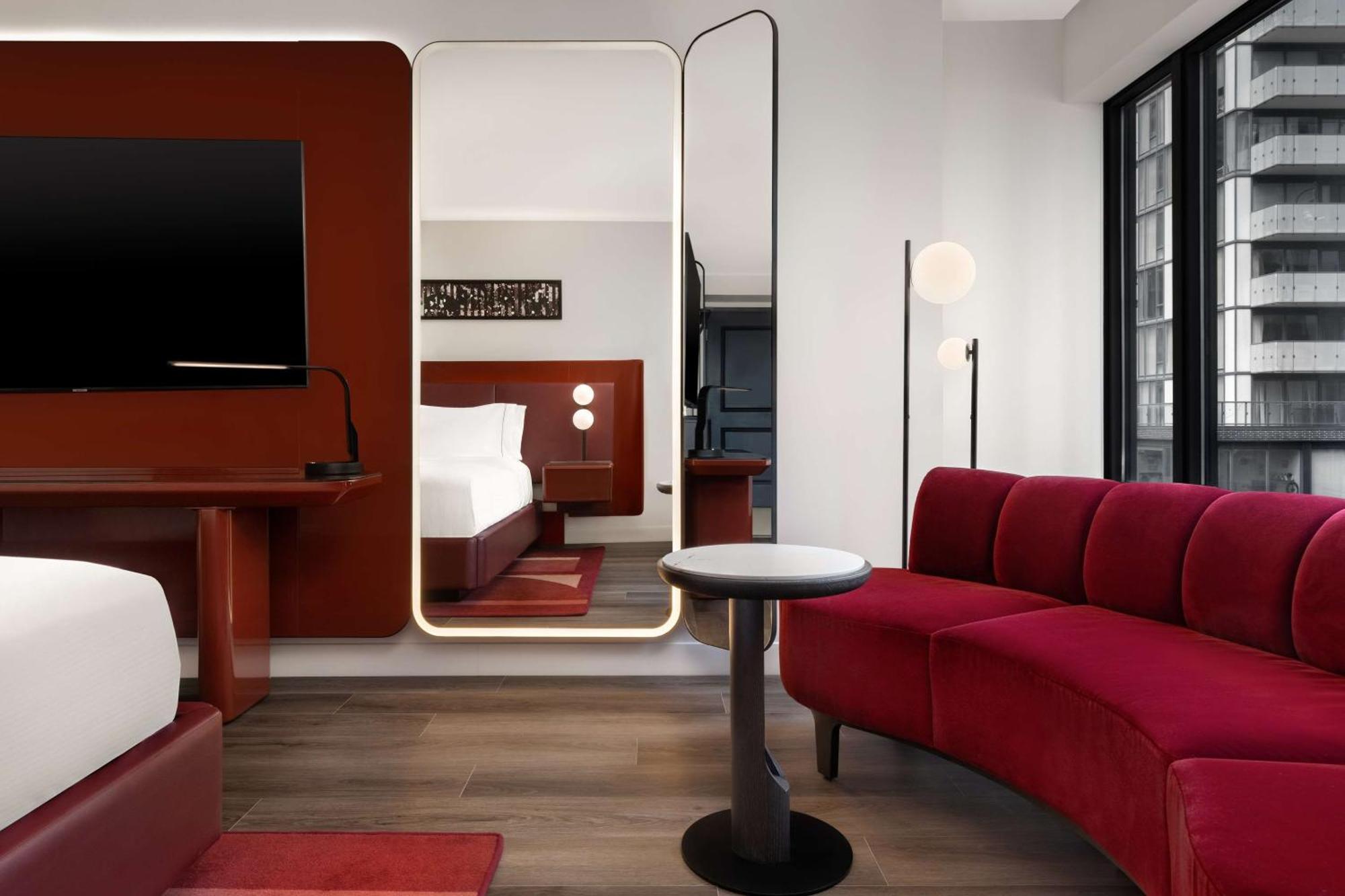 Revery Toronto Downtown, Curio Collection By Hilton Exterior photo