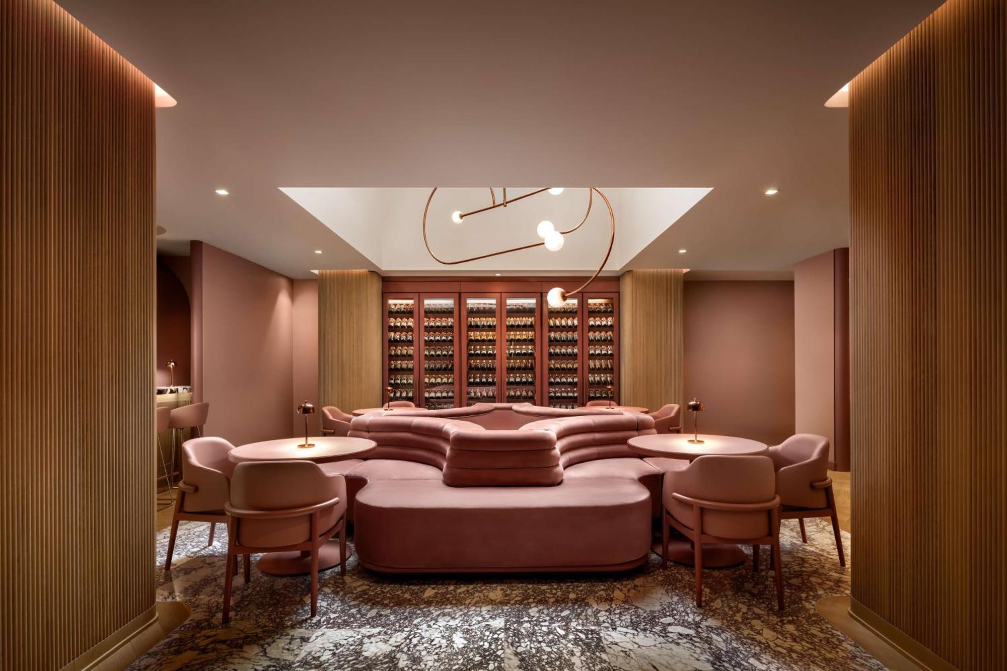 Revery Toronto Downtown, Curio Collection By Hilton Exterior photo